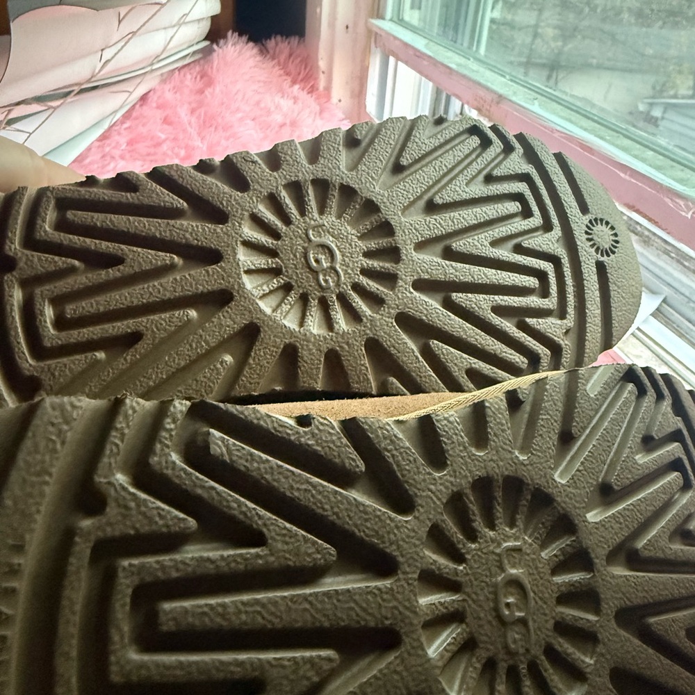 UGG Tan Suede Slippers - Picture 5 of 5